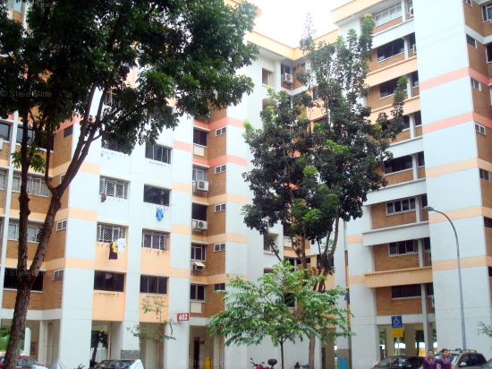 Yishun Street 61 thumbnail photo